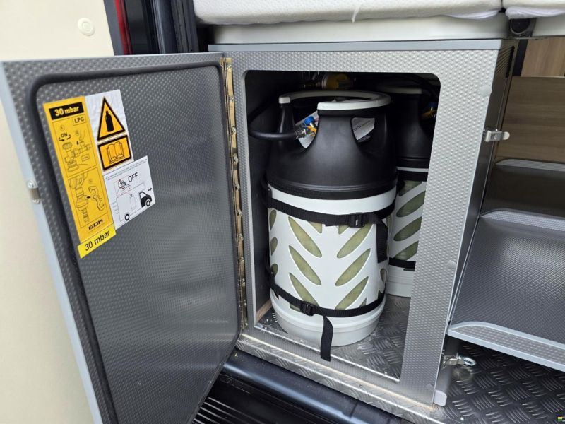 Dreamer D55+ SELECT 2.2 9G-AUTOMAT MJ140