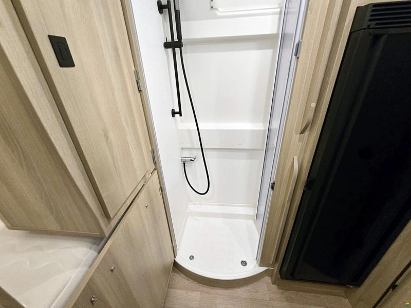 Dreamer D55+ SELECT 2.2 9G-AUTOMAT MJ140