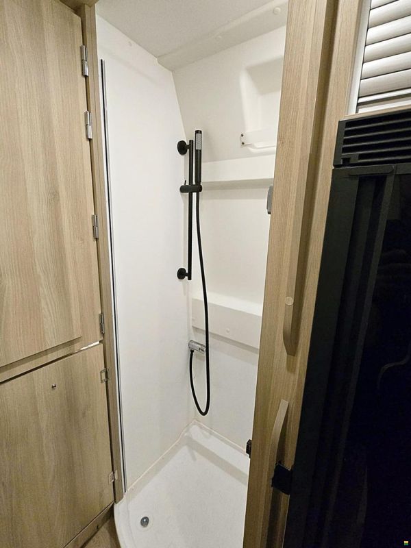 Dreamer D55+ SELECT 2.2 9G-AUTOMAT MJ140