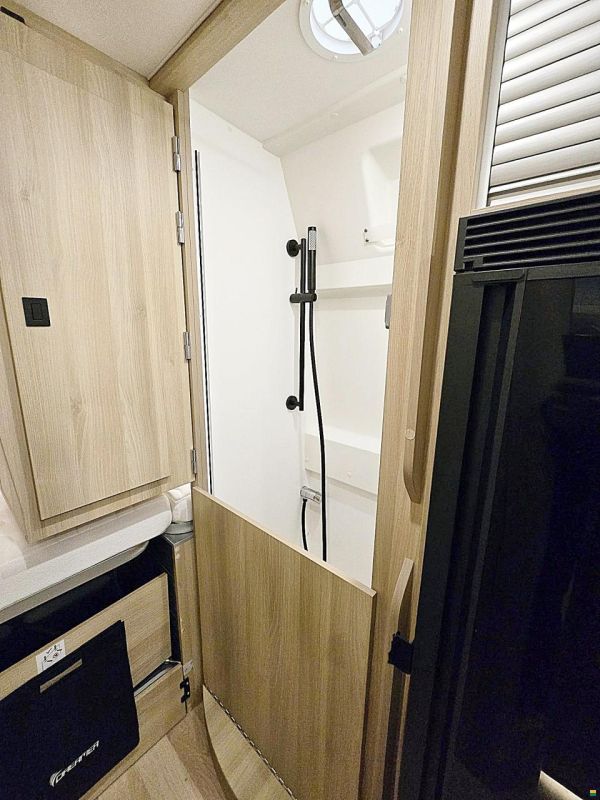 Dreamer D55+ SELECT 2.2 9G-AUTOMAT MJ140