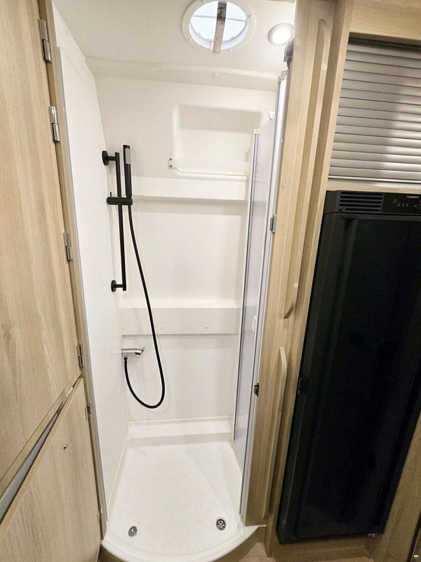 Dreamer D55+ SELECT 2.2 9G-AUTOMAT MJ140