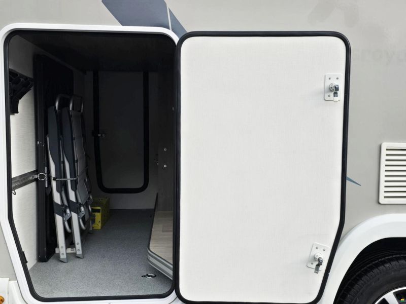 Chausson 640 TITANIUM 2.0 TDCI AUTOMAT