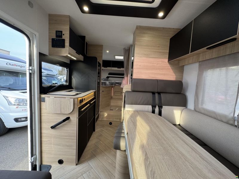 Challenger 287 Graphite Edition