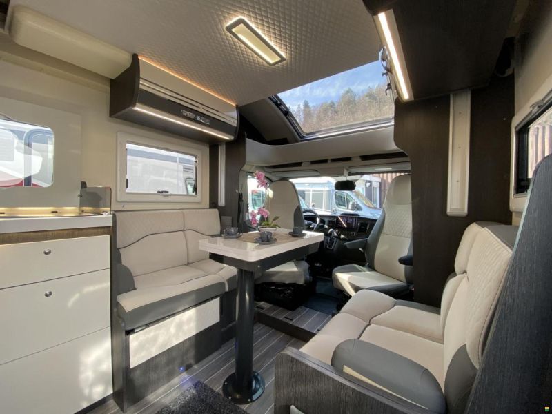 Roller Team Zefiro 267TL, Ford 2.0TDCi 170PS Automat