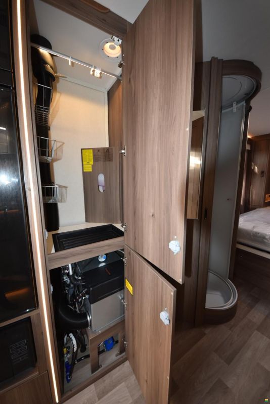 Kabe Imperial 780 DGLE KS