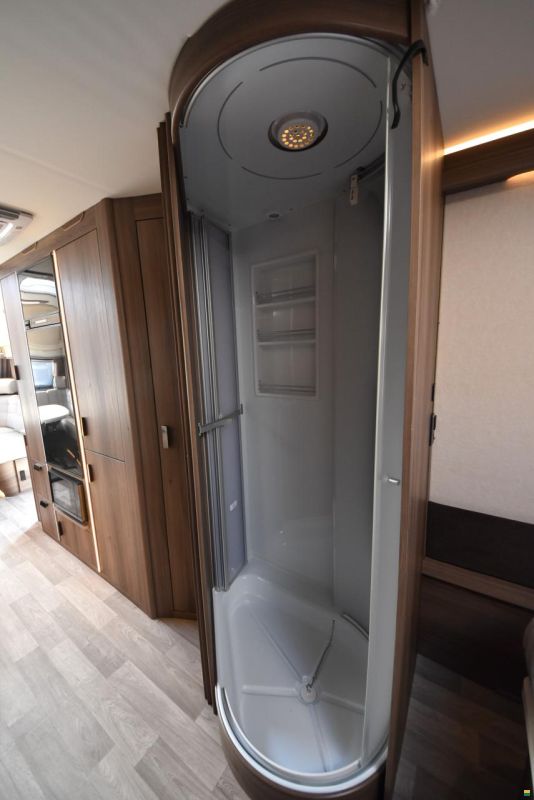 Kabe Imperial 780 DGLE KS