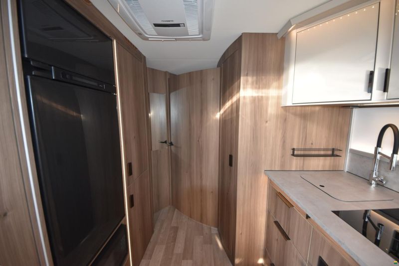 Kabe Imperial 780 DGLE KS