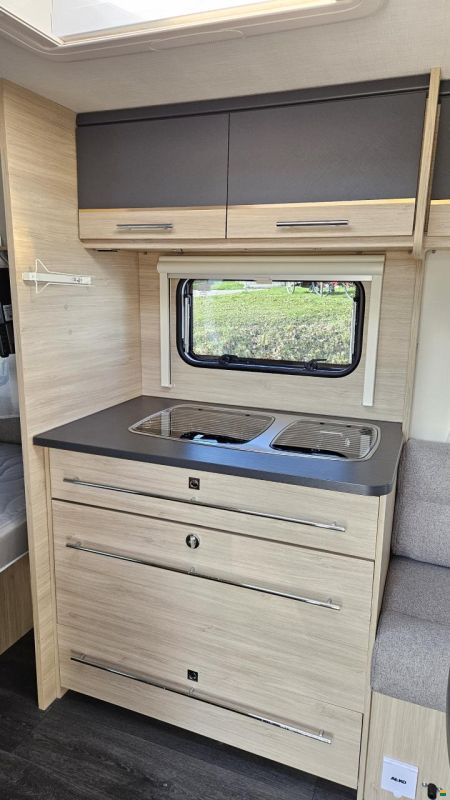 Caravelair Titanium 455