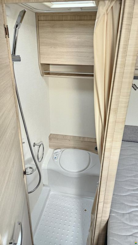 Caravelair Titanium 455