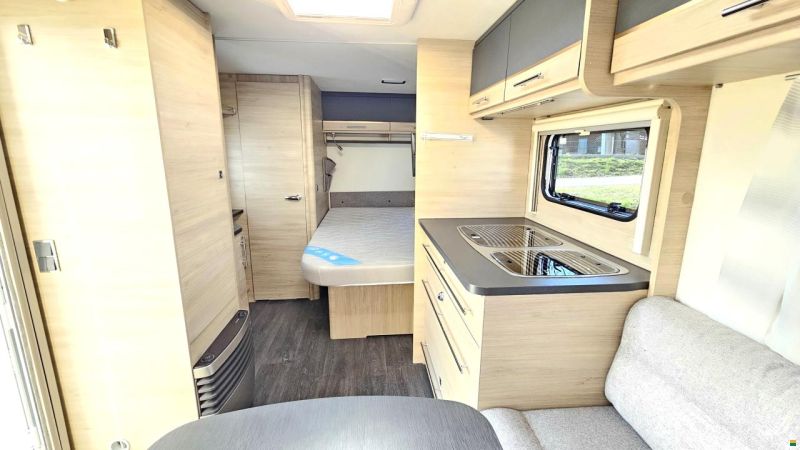 Caravelair Titanium 455