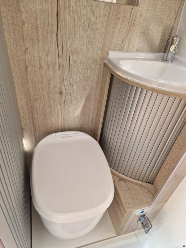 Megamobil MegaLounge 540