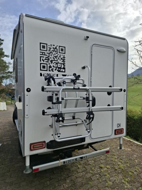 Isuzu mit Thokie Wohnkabine