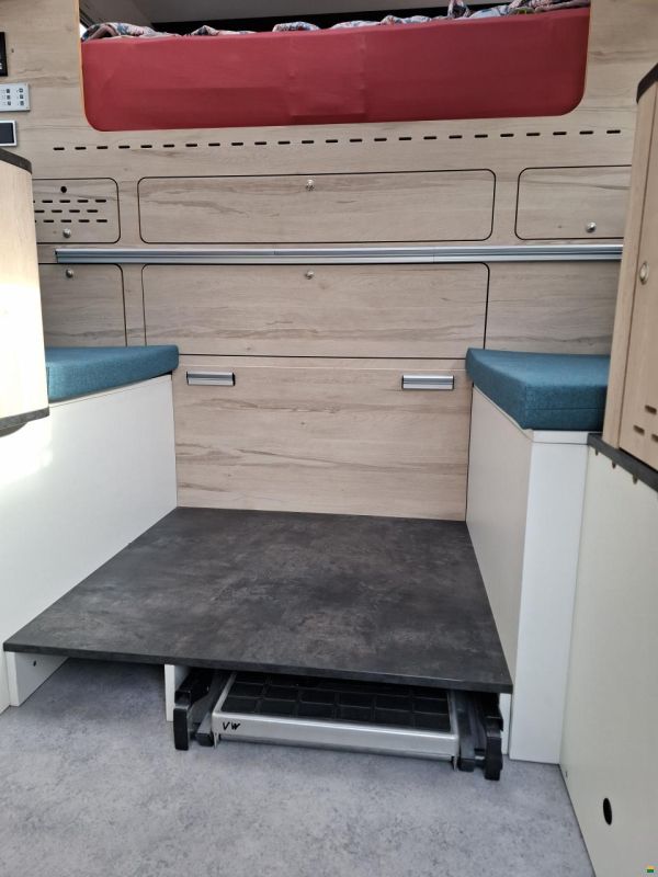 Isuzu mit Thokie Wohnkabine