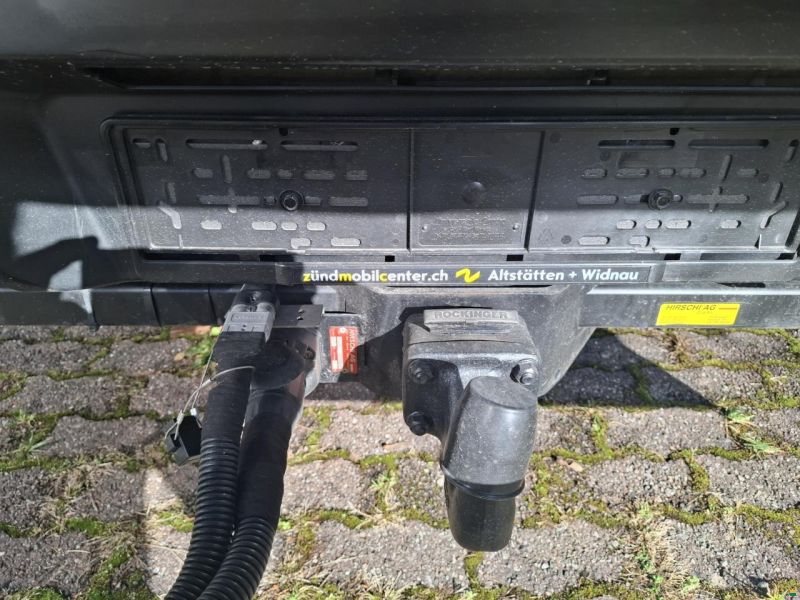 Isuzu mit Thokie Wohnkabine