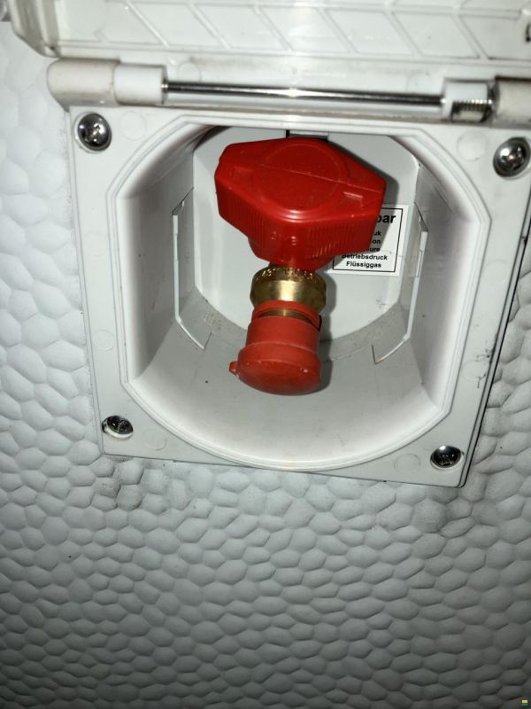 Dethleffs Camper 460 EL