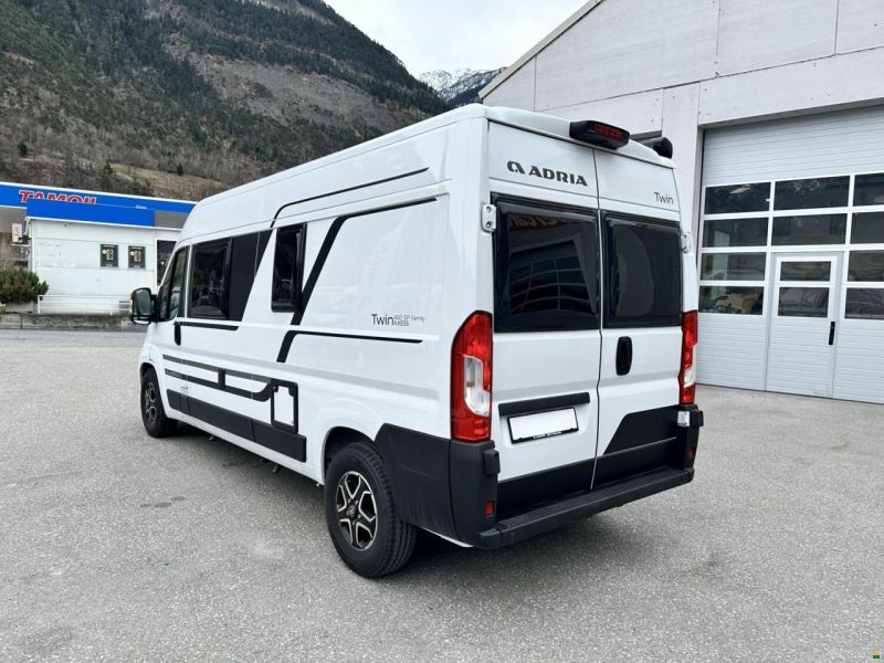 Adria Twin Axess 600 SP Family