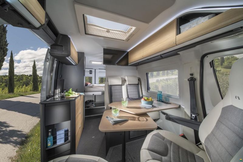 Adria Twin 640 SGX 60Y