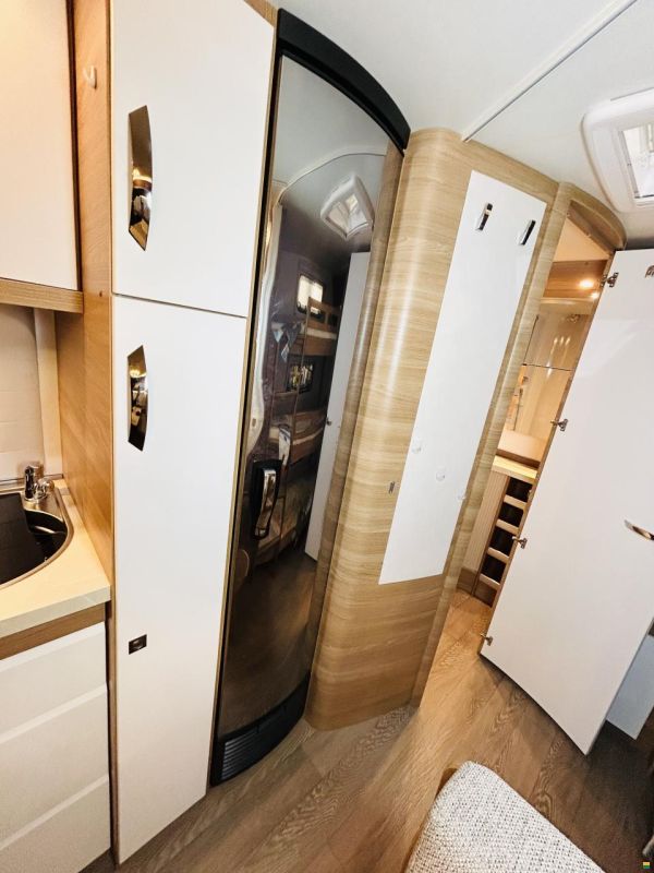 Hobby De Luxe 545 KMF