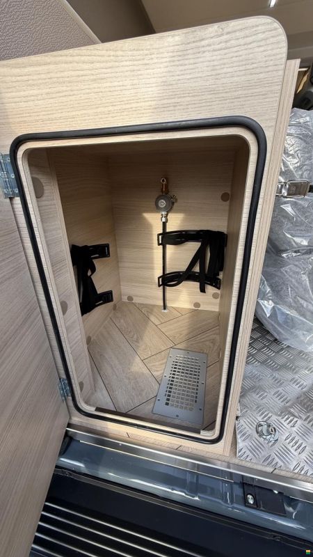 Challenger V210 Sport Edition