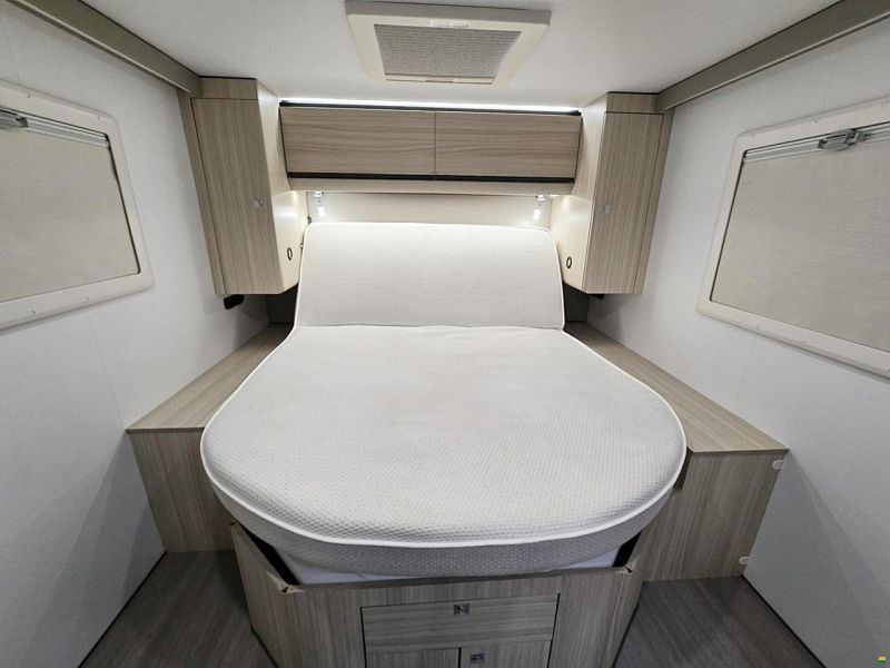 Adria COMPACT SC AXESS 2.2