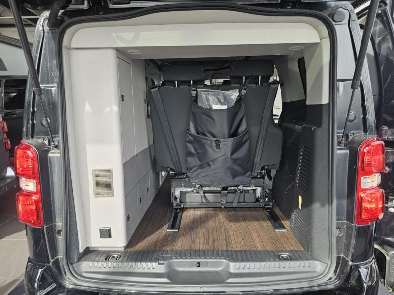 Pössl Campster 180 PS EAT8