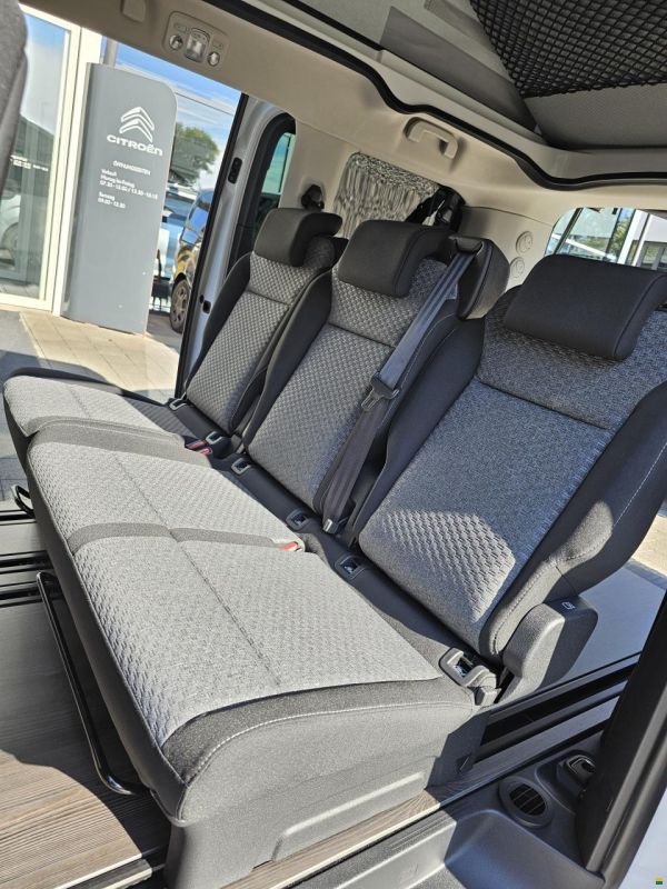 Pössl Vanster 2.0 Blue HDI 180PS EAT8