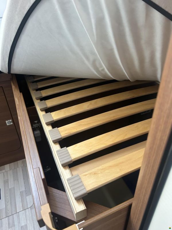 LMC Fiat Cruiser Sportline T672