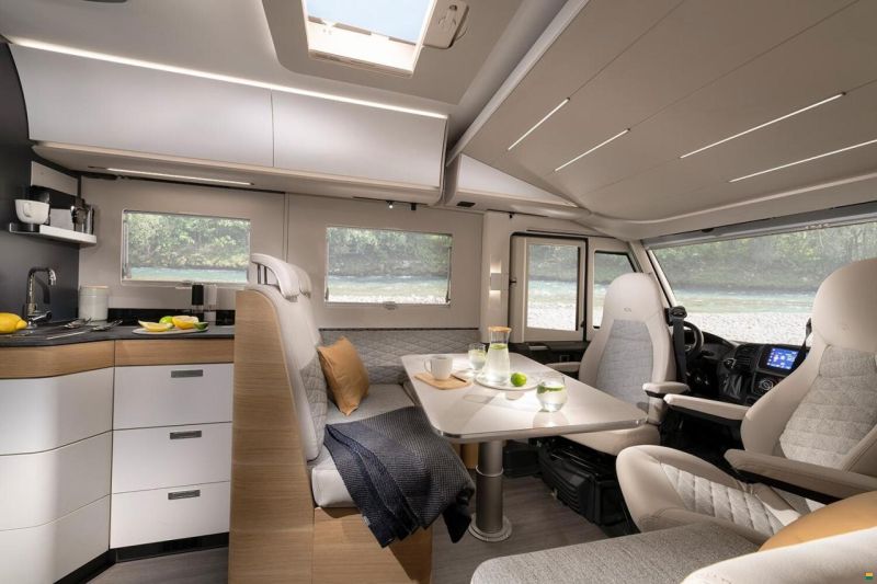 Adria Compact DL C