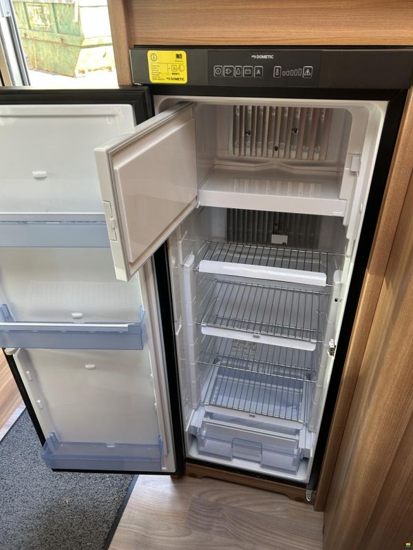 Weinsberg Carasuite K 250