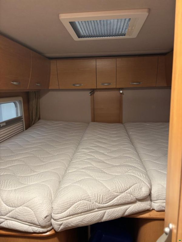 Eura Mobil Active 820 EB 3 Achser