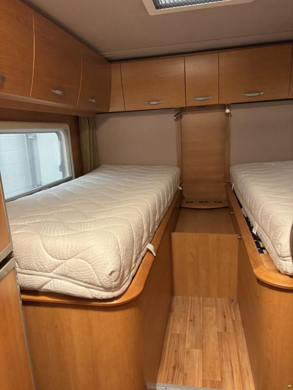 Eura Mobil Active 820 EB 3 Achser