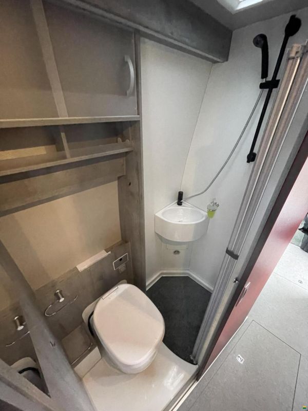 La Strada Avanti C Fiat 180 PS