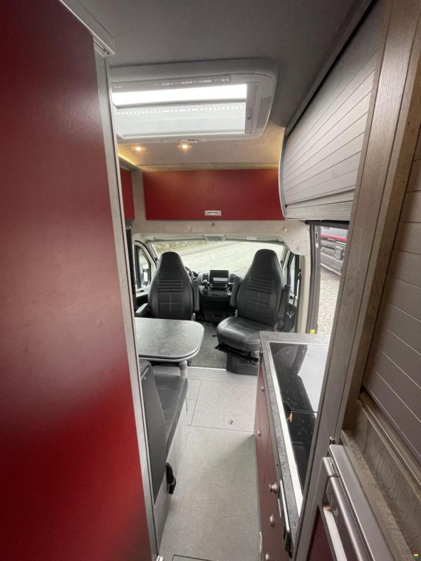 La Strada Avanti C Fiat 180 PS