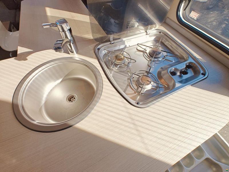 Knaus W04 Lifestyle 550 KWE - Etagenbetten