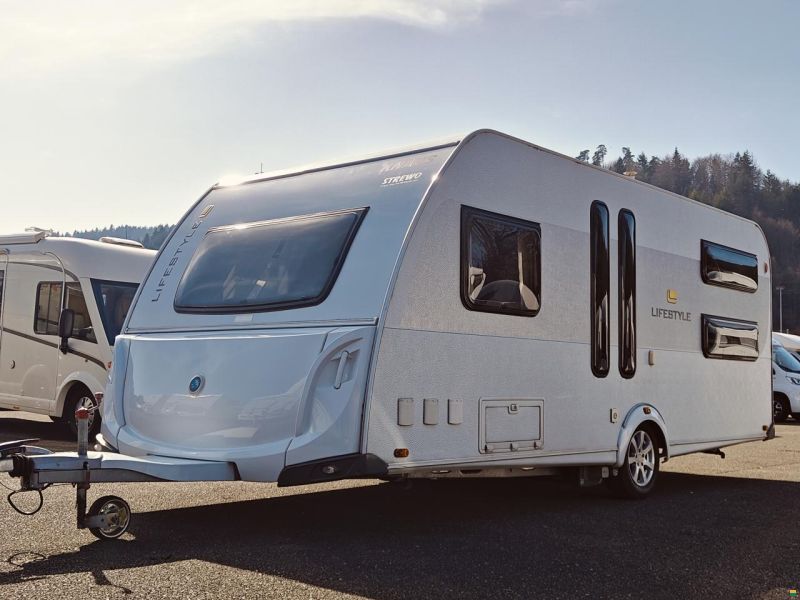 Knaus W04 Lifestyle 550 KWE - Etagenbetten