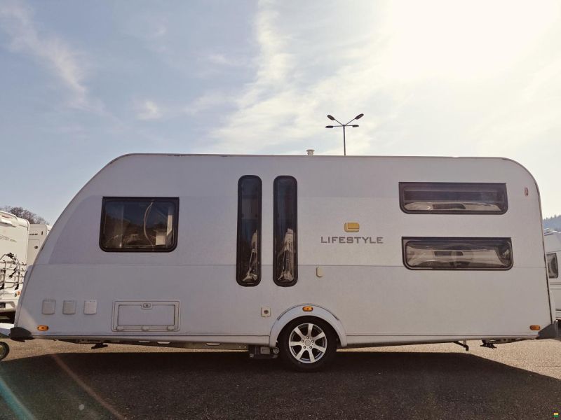 Knaus W04 Lifestyle 550 KWE - Etagenbetten