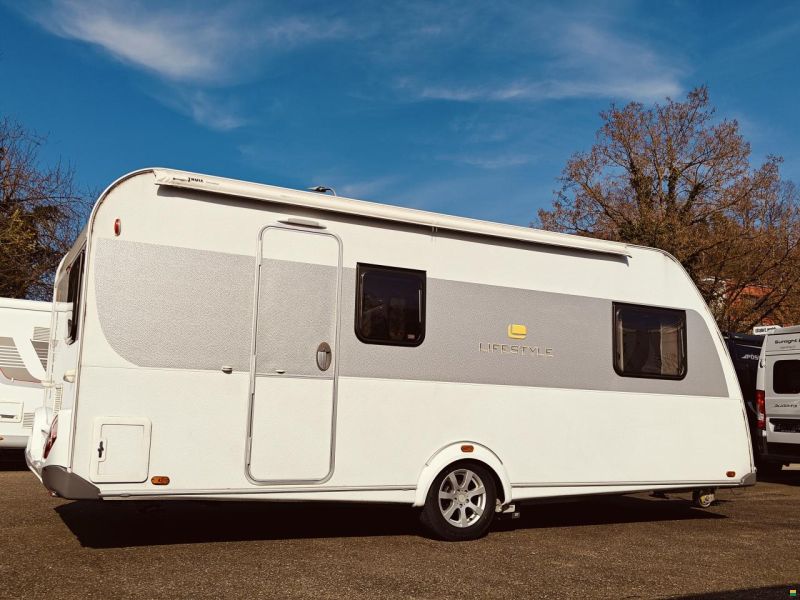 Knaus W04 Lifestyle 550 KWE - Etagenbetten