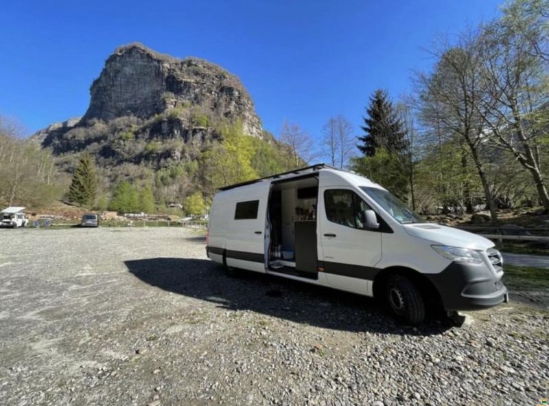 Mercedes Benz Sprinter