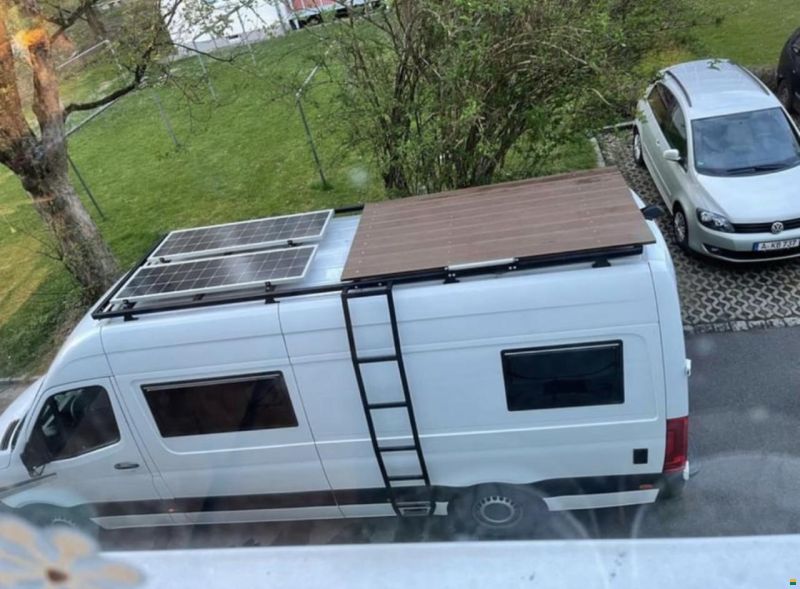 Mercedes Benz Sprinter