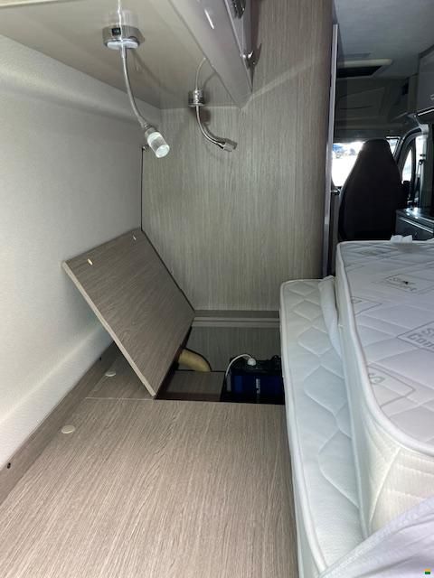 Fiat Challenger Vany V114