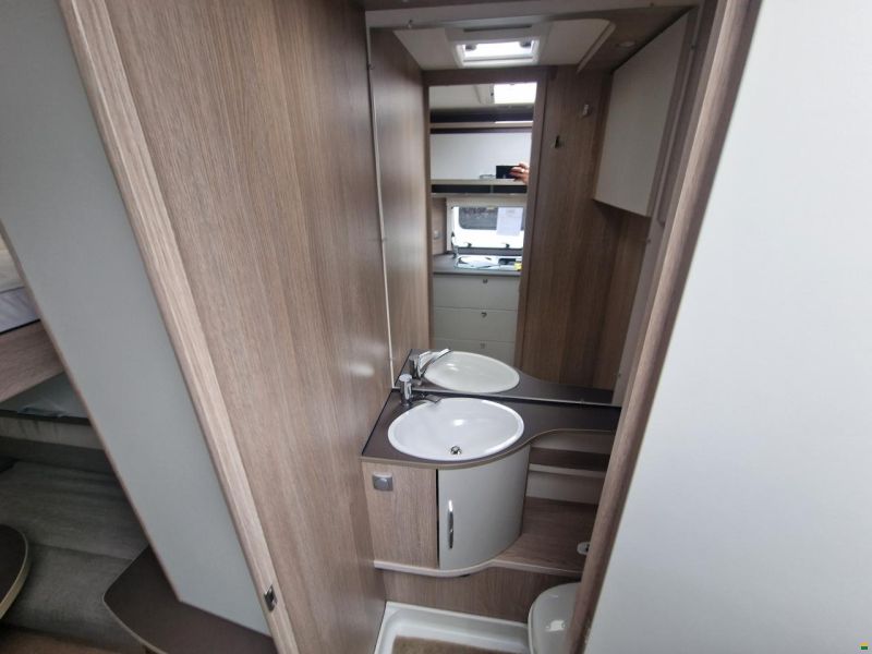 B&uuml;rstner Premio Plus 440 TK