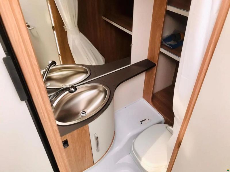 Bürstner Premio Plus 410 TS