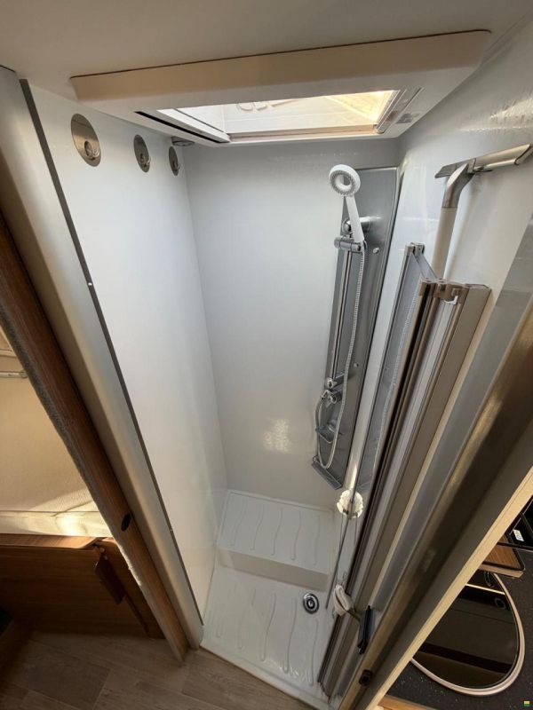 Fiat PILOTE P740 **LÄNGSBETT**9 GANG AUTOMAT