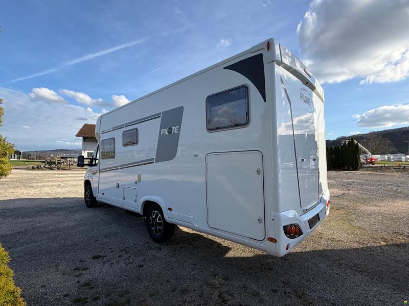 Fiat PILOTE P740 **LÄNGSBETT**9 GANG AUTOMAT