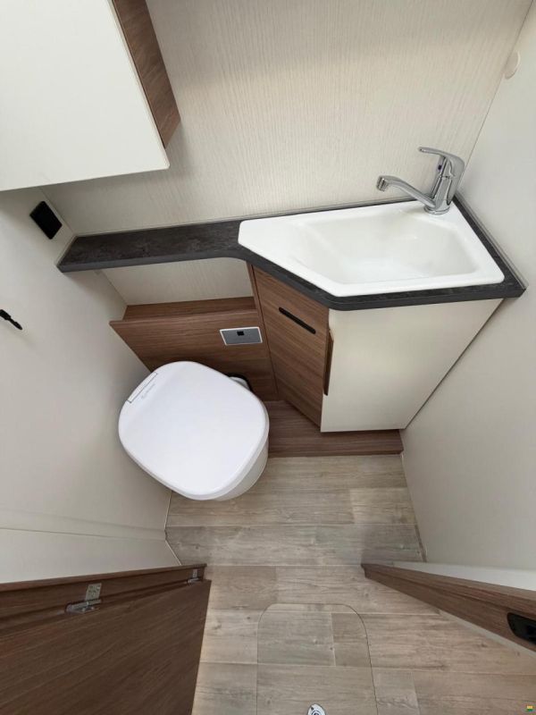 Fiat PILOTE P740 **LÄNGSBETT**9 GANG AUTOMAT