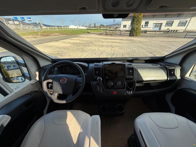 Fiat PILOTE P740 **LÄNGSBETT**9 GANG AUTOMAT