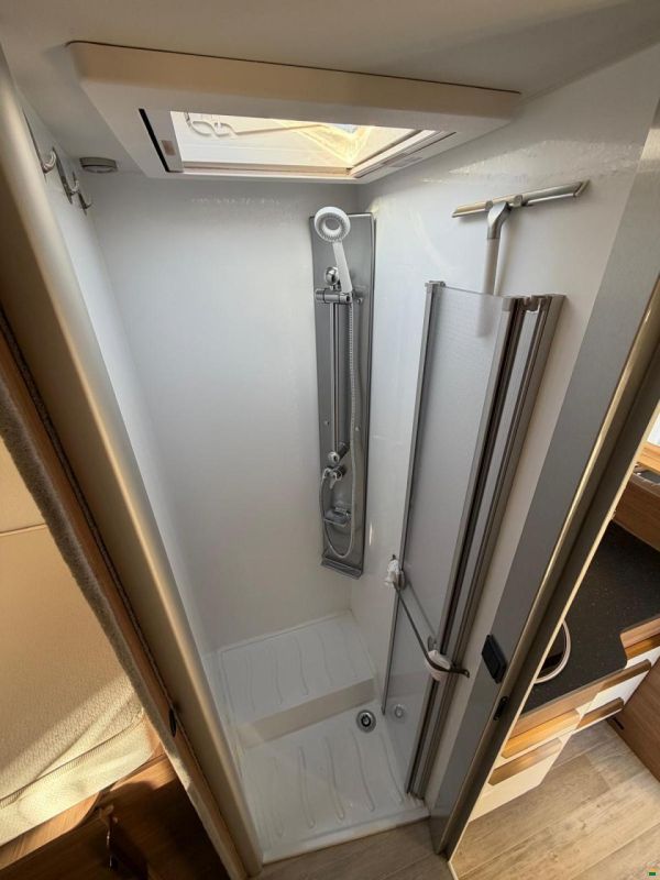 Fiat PILOTE P740 **LÄNGSBETT**9 GANG AUTOMAT