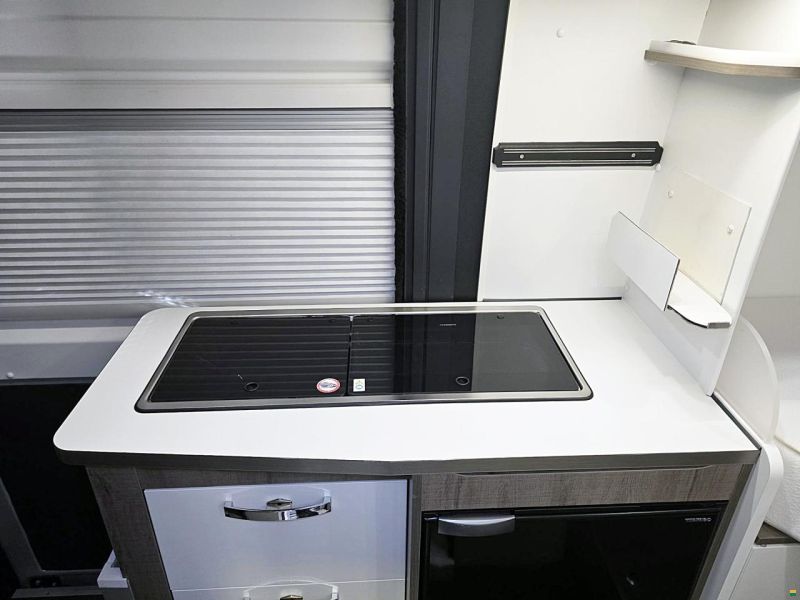 Moovéo VAN 60 EB 2.3 AUTOMAT MJ140