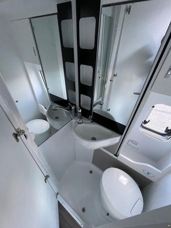 Van Tourer MAN 600 D