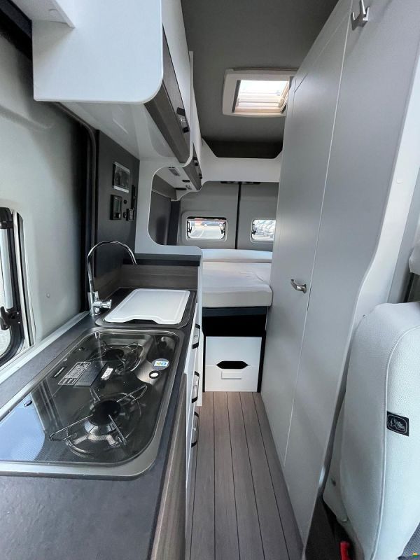 Van Tourer MAN 600 D